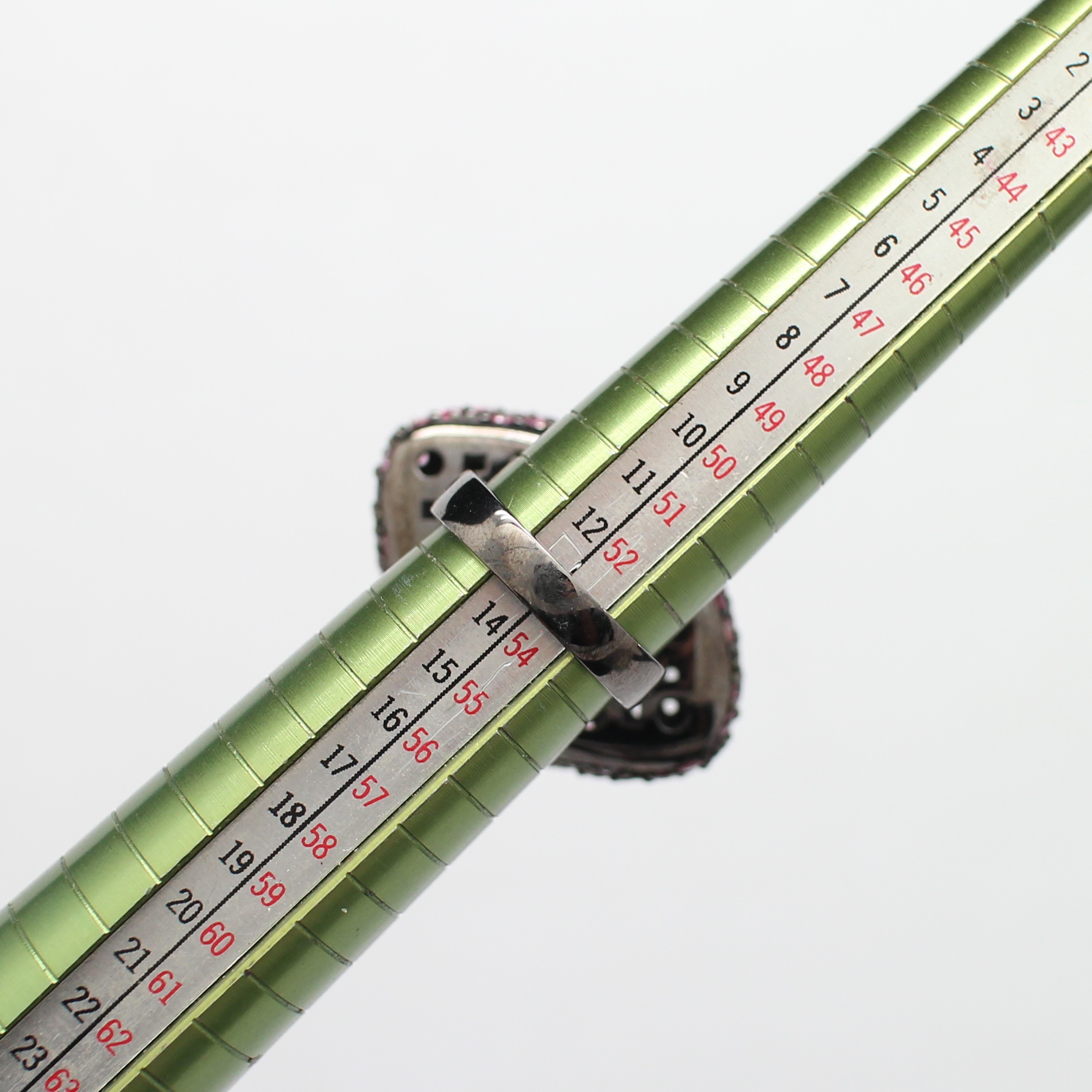 SI199 แหวนมูนสโตน ประดับทัวร์มาลีน (Tourmaline) ตัวเรือนเงินแท้ 92.5% นน. 16.3 กรัม ไซส์ 53