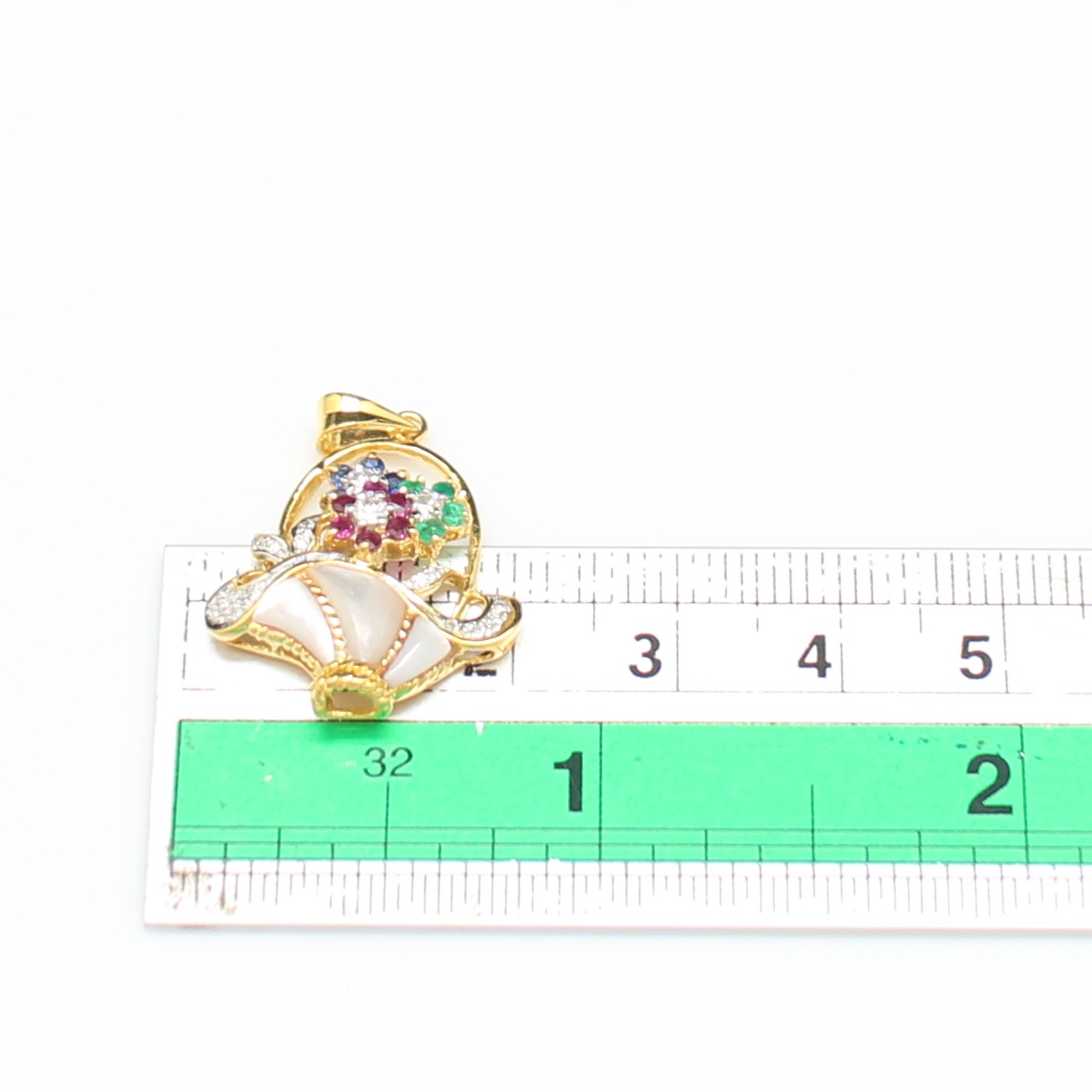 PD25128 จี้กระเช้าดอกไม้พลอยหลากสี เพชรแท้ 0.10 กะรัต ทองแท้ 18k นน.รวม 3.3 กรัม งานน่ารักมาก