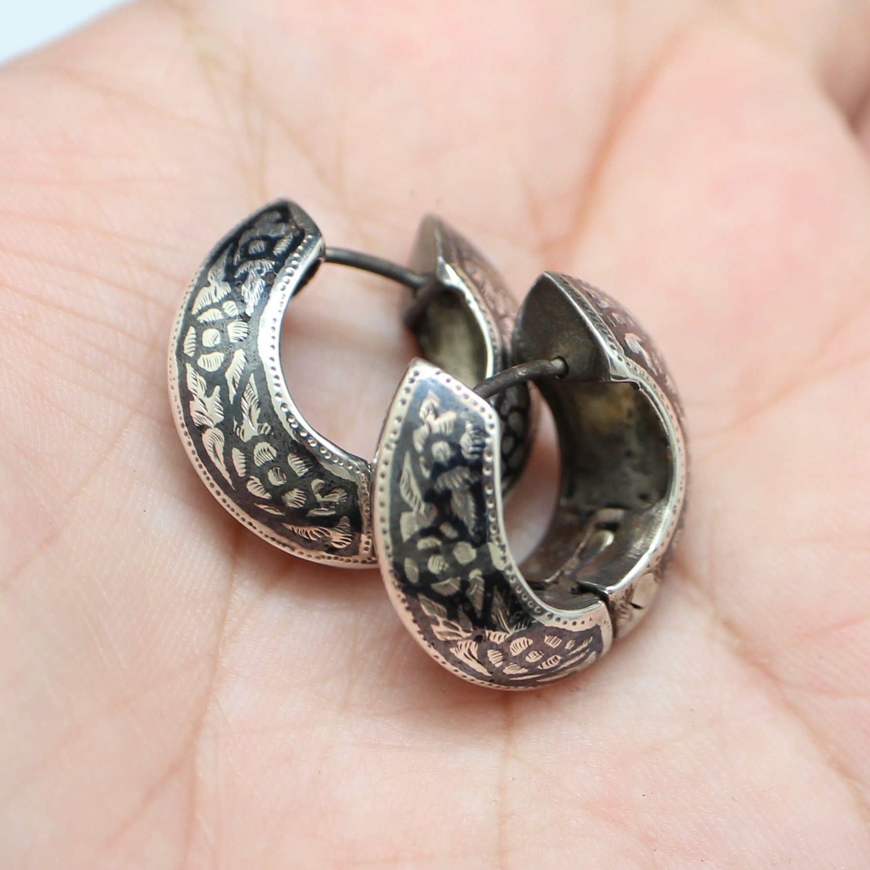 SI475 ต่างหูถมเงินหน้าจั่ว เงินแท้ 92.5% นน. 12.32 กรัม