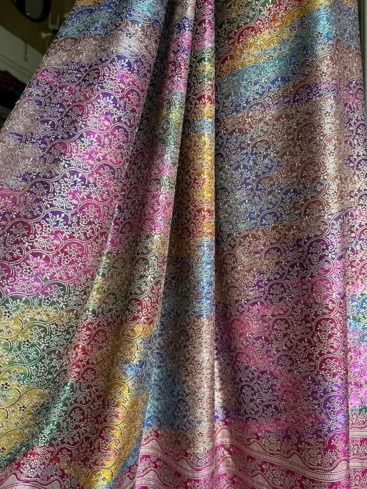 ซิ่น ผ้าปาโตล่า เส้นยืนไหมแท้ ขนาด 114x220ซม. สีคละสี รหัส N9-SIL-GN2