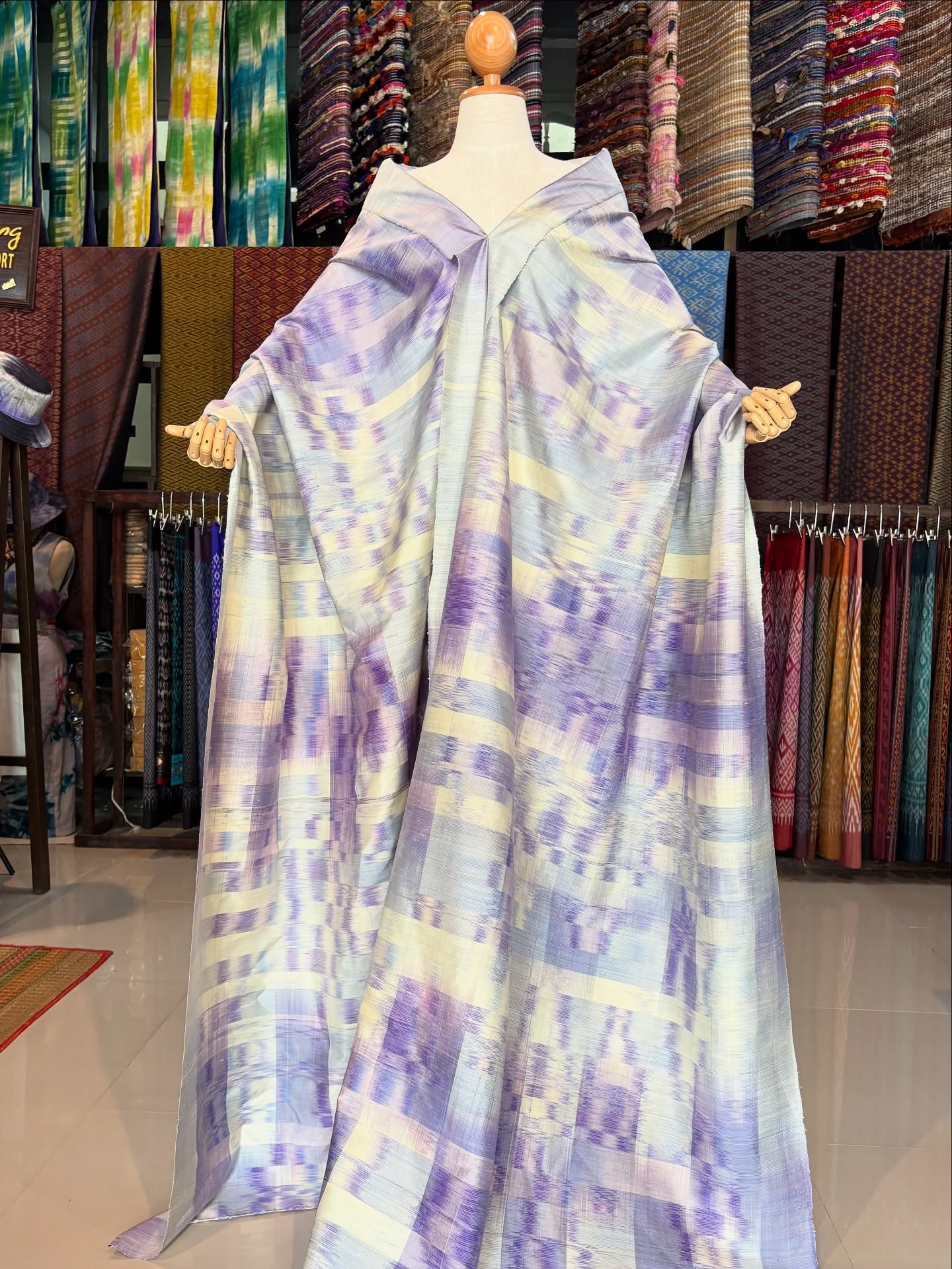 ผ้าไหมลายพิเศษ มัดหมี่เนื้อหนา ไหมแท้ สีม่วงพาสเทล เลือกตามขนาด รหัส MMFZ-116-090368151