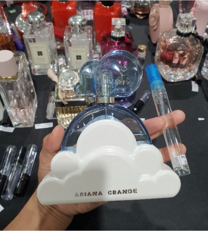 น้ำหอมแท้แบ่งขาย Ariana Grande Cloud EDP 💦แบ่ง 💕Travel Size แบบทดลอง