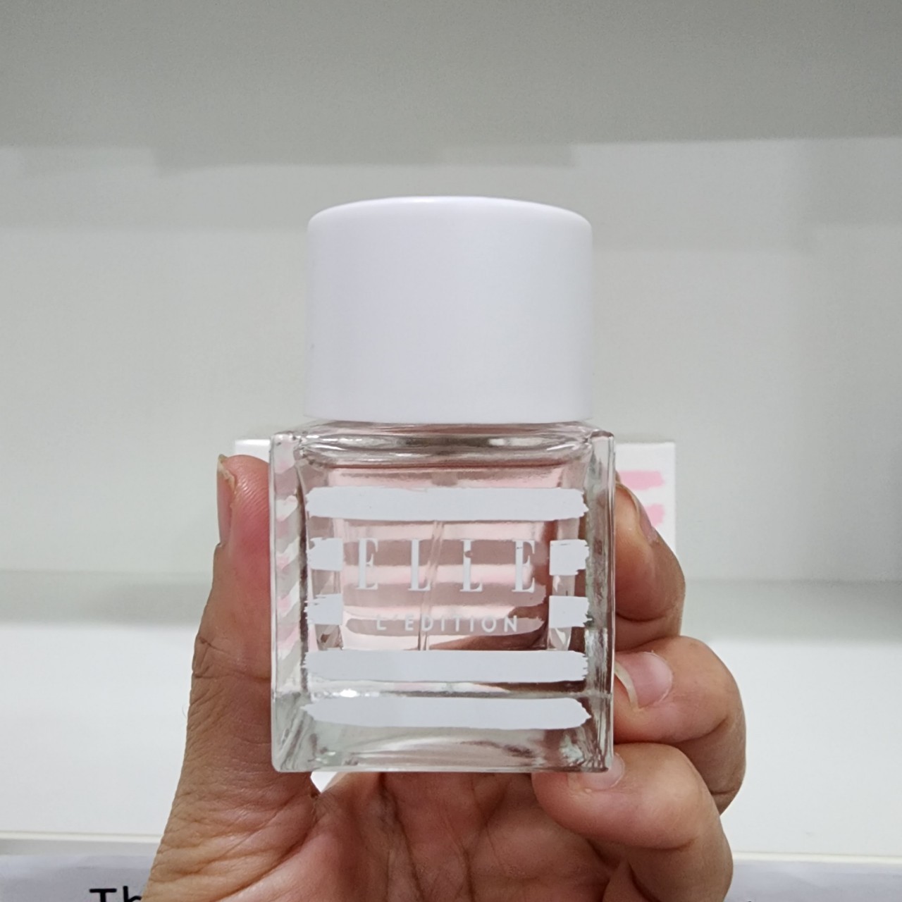 Elle L'Edition Eau De Parfum 30ml กล่องซีลแกะซีลถ่ายรูป