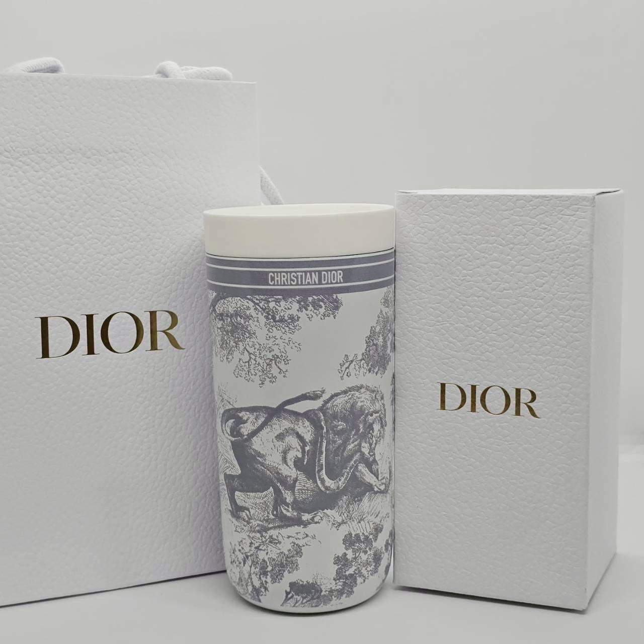 Dior Platinum Birthday Gift Temperature Control Tumbler พร้อมถุง และกล่องDior แก้วน้ำ