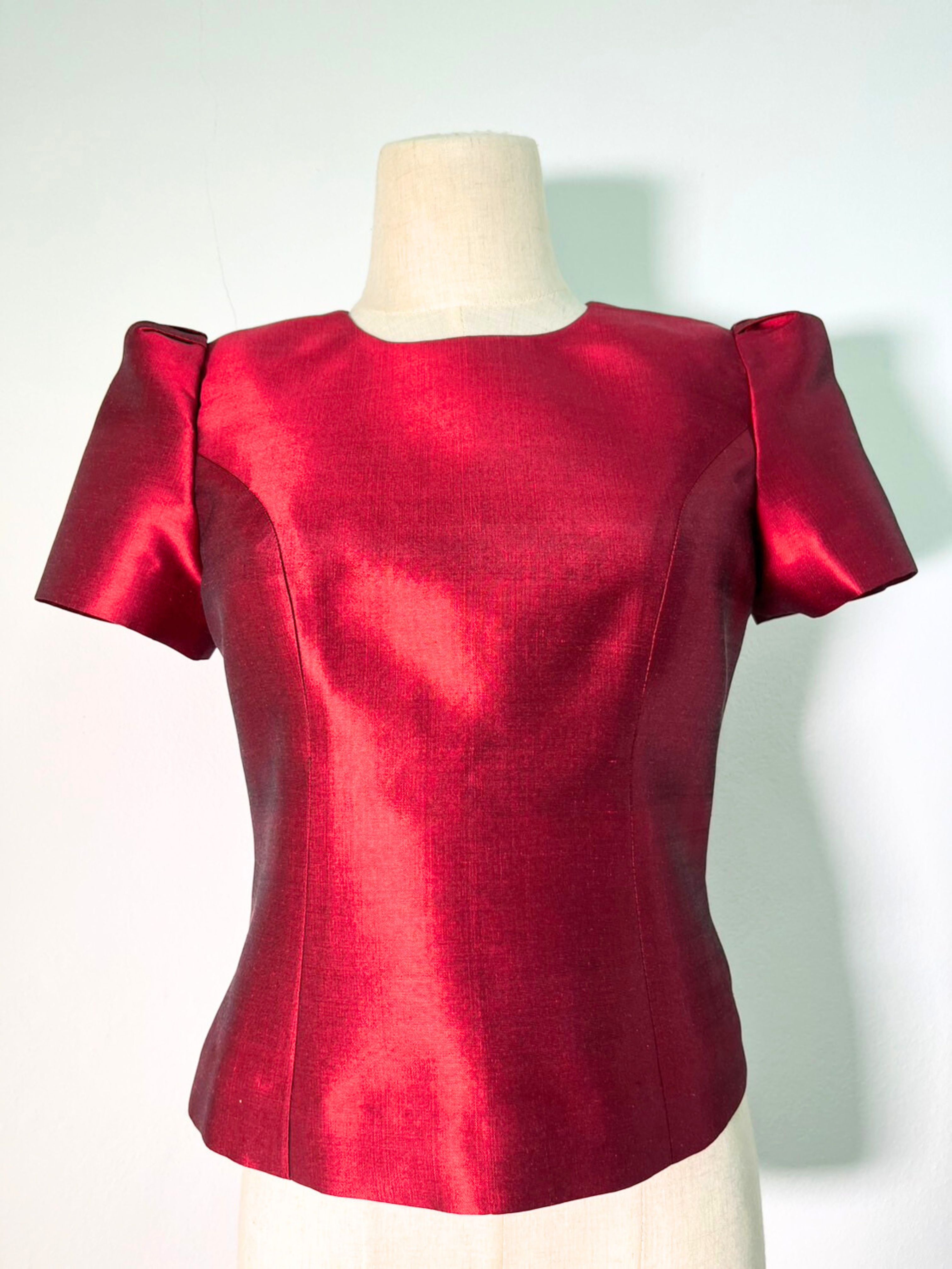 แบบตัด เสื้อผ้าไหม (ไม่รวมผ้า) ตามแบบ chobmai x ARW รหัส CUT-ARW-1226671