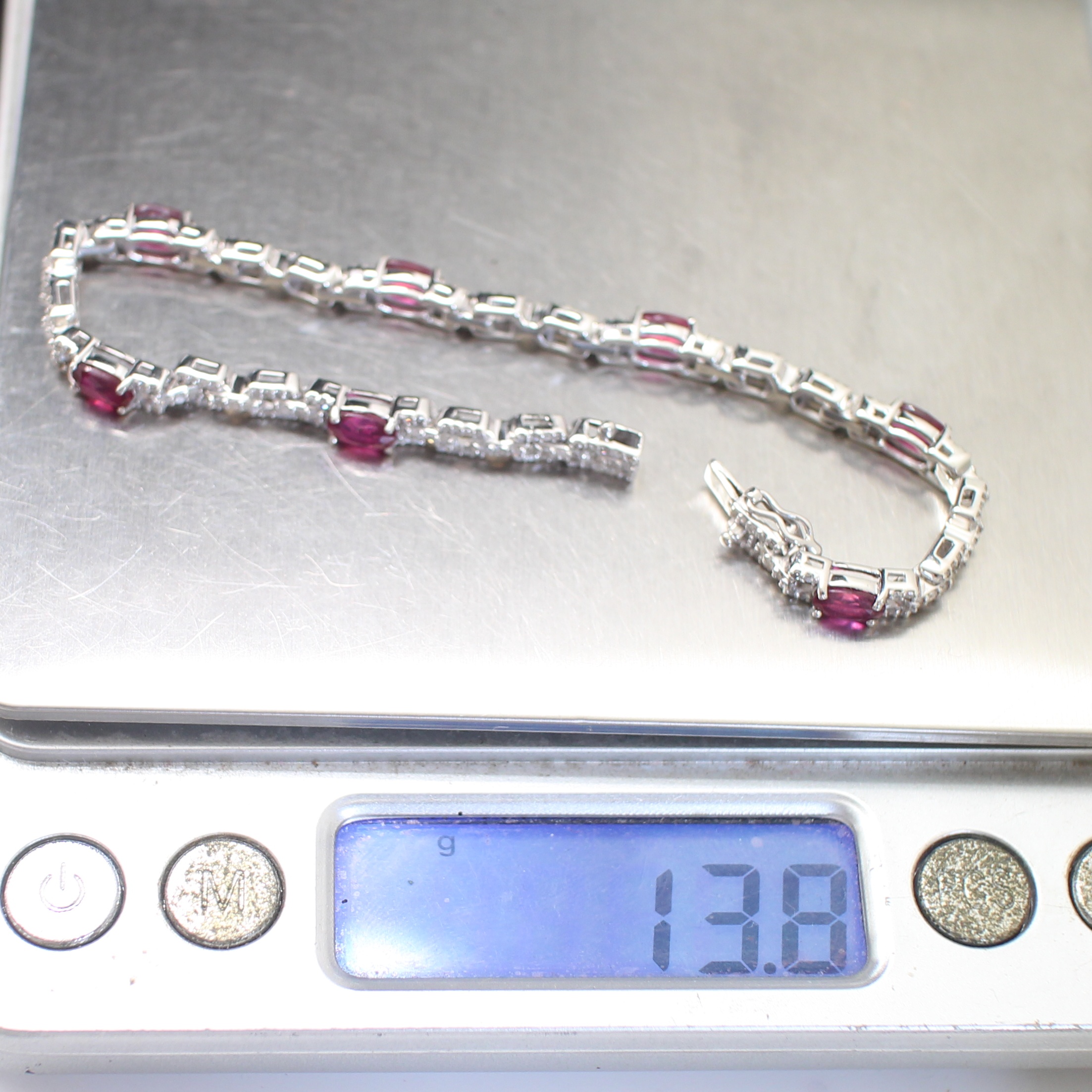 BL25274 สร้อยข้อมือทับทิมคั่นเพชร เพชรแท้ 255 เม็ด 1.20 กะรัต ทองแท้ 18k นน.รวม 13.8 กรัม ยาว 18 ซม. งานสวย