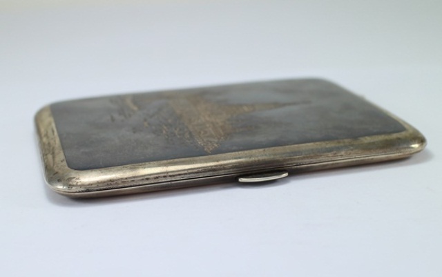 SI142 ตลับเงินอังกฤษ เงินแท้ นน. 114.4 กรัม กว้าง 7.8 cm ยาว 10 cm