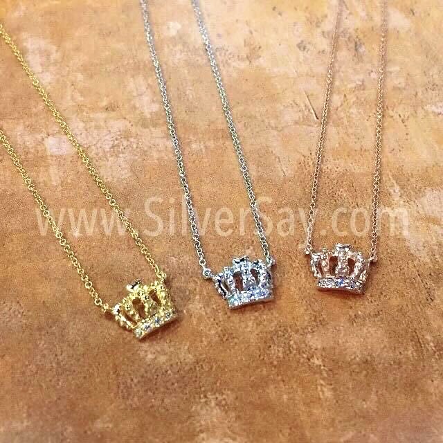 ต่างหูมงกุฎฝังเพชรสวิสแถว/สีทองคำ22k
