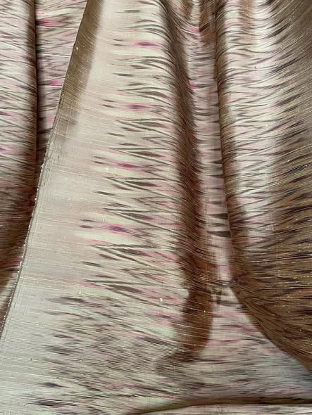 ผ้าไหมลายพิเศษ มัดหมี่ประยุกต์ ไหมแท้ สีน้ำตาล-ชมพู เลือกตามขนาด รหัส MMFZ-116-1113684