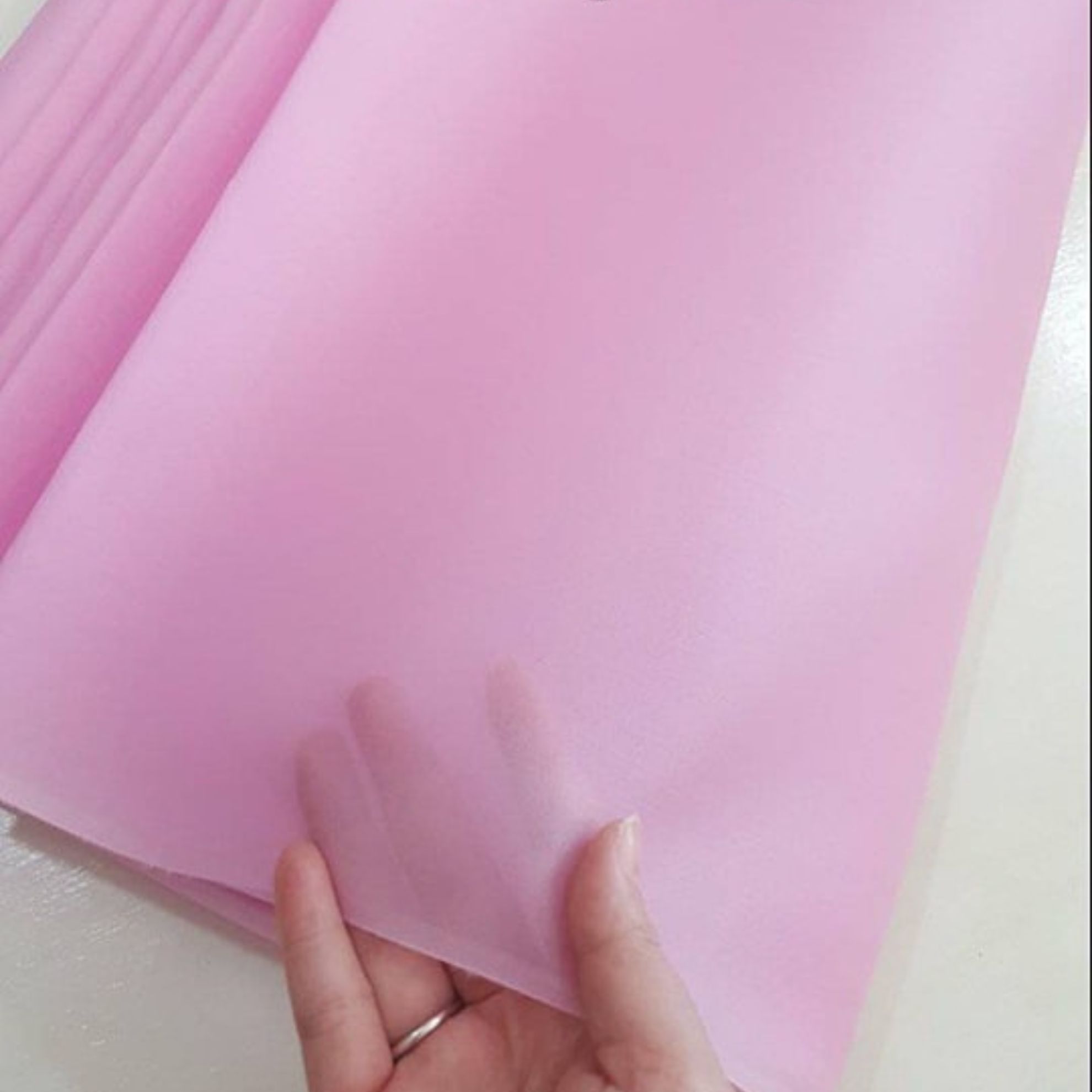 ผ้าไหมแก้ว ไหมแท้ 100% เนื้อโปร่งบางเบา สีชมพูกลีบบัว ตัดขายตามความยาวหลา รหัส C1-115-21