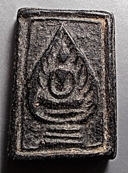 พระเนื้อดินผสมผงหลังกระต่าย ลป.ภู วัดท่าฬ่อ