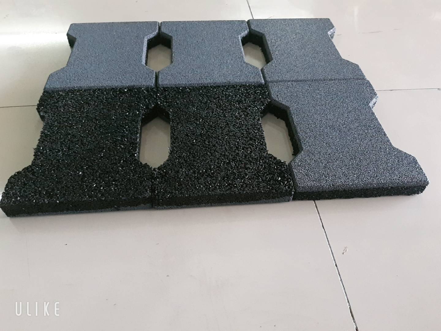 แผ่นยางปูพื้นคอกม้าบล็อคยางหนา25mm