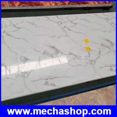UV Marble Board แผ่นลายหินอ่อน ไม้เทียม แผ่นหินเทียม หินวีเนียร์ ตกแต่งบ้าน ตกแต่งผนัง รุ่น White Size: W1220mm * L2440mm* 2.5mm Material: Pvc Resin & Calcium Powder