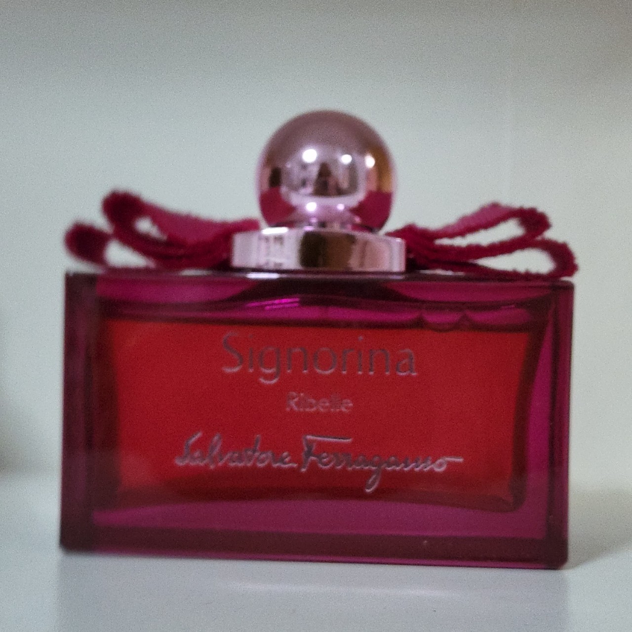 น้ำหอมแท้แบ่งขาย Salvat0re Ferragam0 Signorina Ribelle EDP