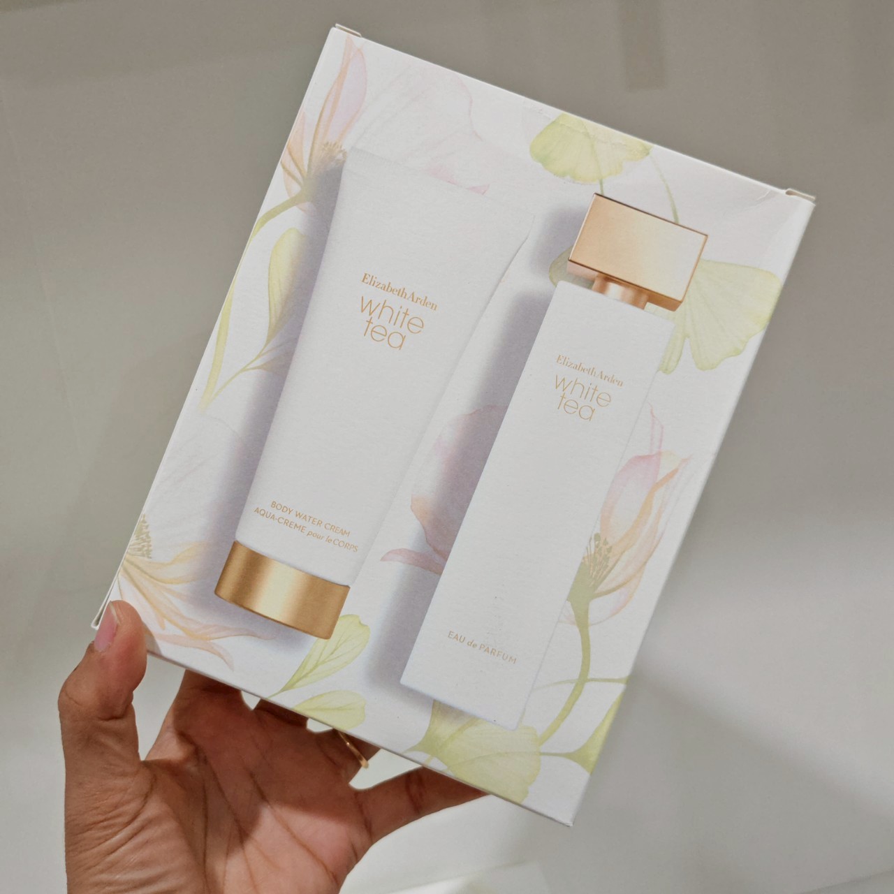 น้ำหอมแท้ Elizabeth Arden White Tea Eau de Parfum Spray 100ml Gift Set