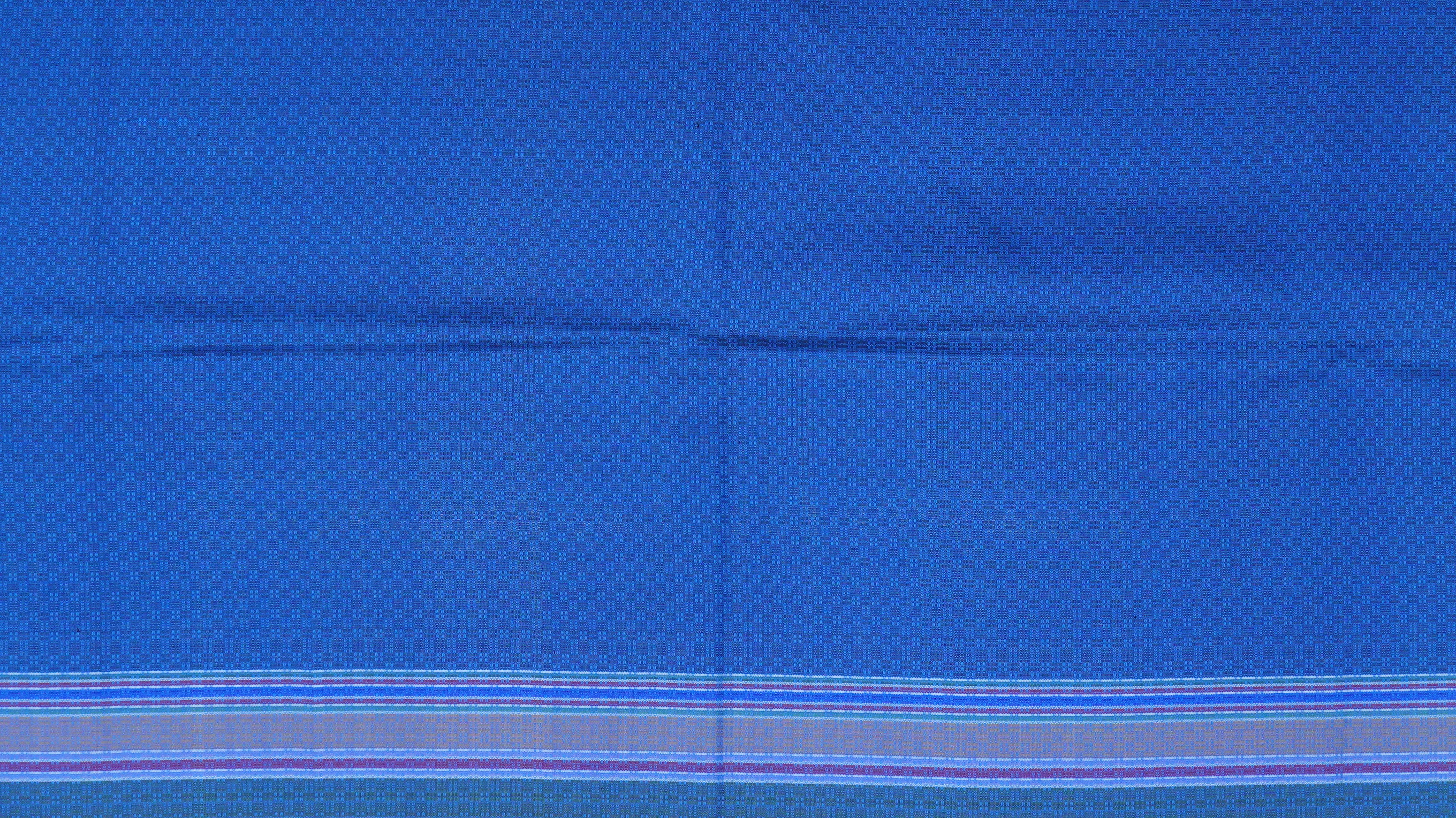 (ผ้าชุด)ไหมสีพื้นมีเชิง (ผ้าพื้น2หลา+ผ้าซิ่น2หลา) ลายราชวัตร เฉดสีน้ำเงิน รหัส B7C-ME-066-01166809