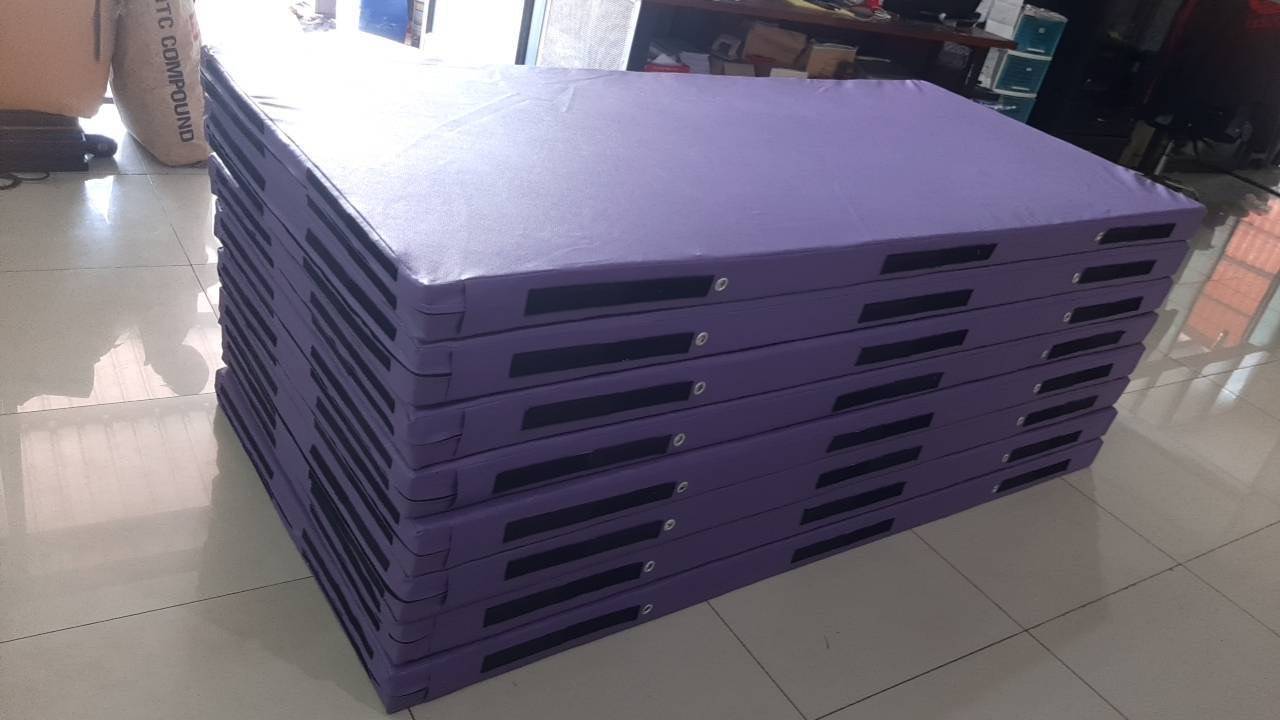 เบาะยิมนาสติกวัสดุ epe foam ขนาด100x200cm หนา5cm