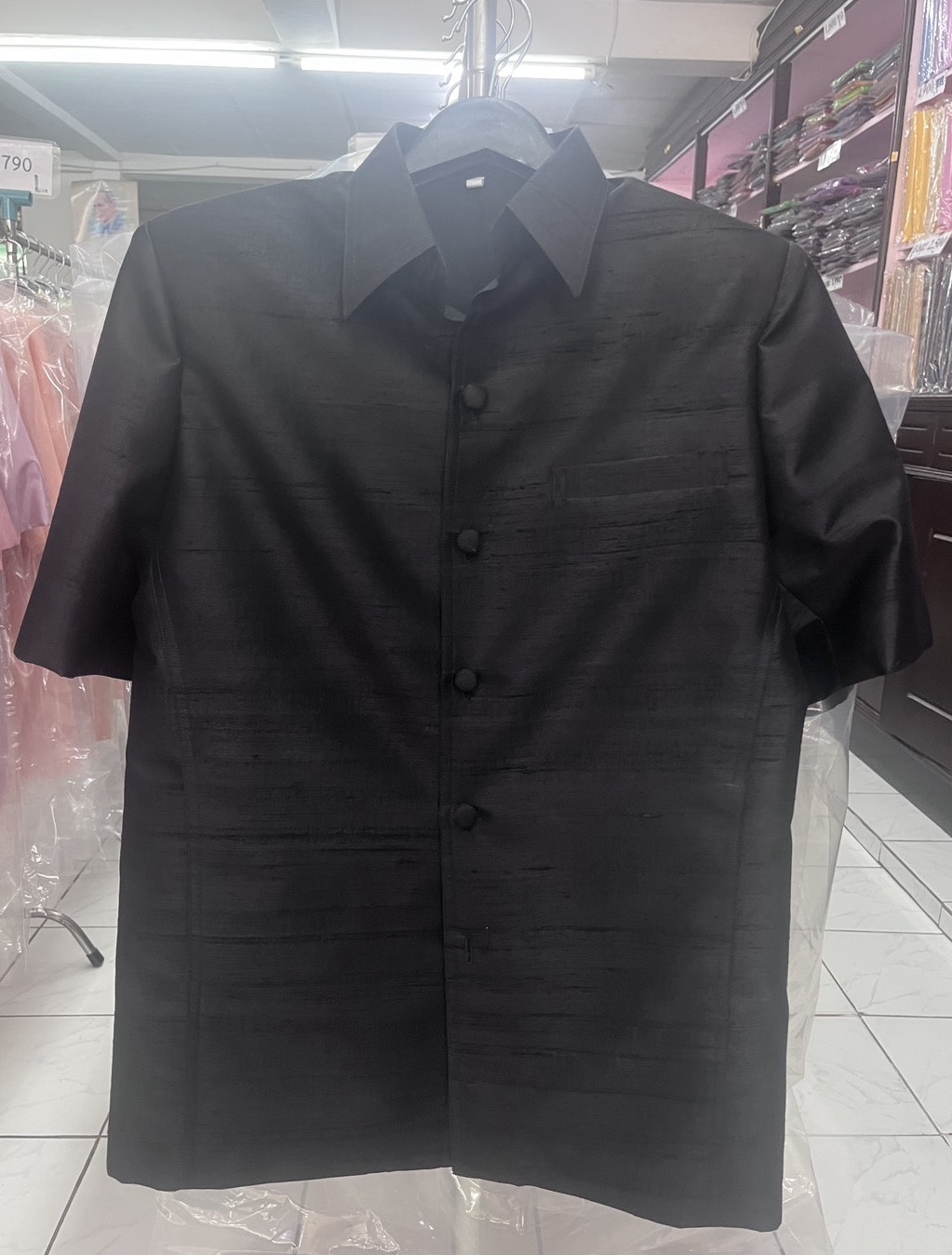 เสื้อซาฟารี คอปก ไหมสีพื้นหยาบนุ่ม ไซส์ M รอบอก 42 สีดำ รหัส DS-125-1027682