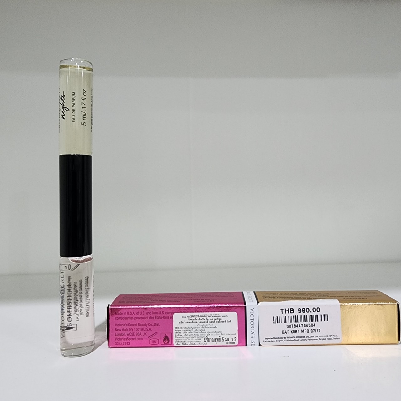น้ำหอมจิ๋วมินิ Victoria's Secret Bombshells 5ml+ Bombshells night 5ml แบบลูกกลิ้งรวม10ml พกพาหัวลูกกลิ้งกล่องซีล เก่าเก็บขายถูก ผลิต 07/17