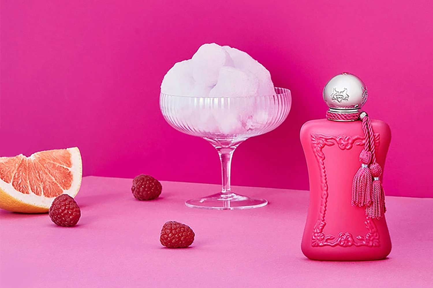 น้ำหอมจิ๋วมินิ Parfums De Marly Oriana EDP 5ml แบบสเปรย์ ( Mini Perfume น้ำหอมขนาดพกพา) น้ำหอมจิ๋วมินิแบบทดลองแบบสเปรย์ พกพาก็สะดวกใช้ฉีดตามจุดชีพจร