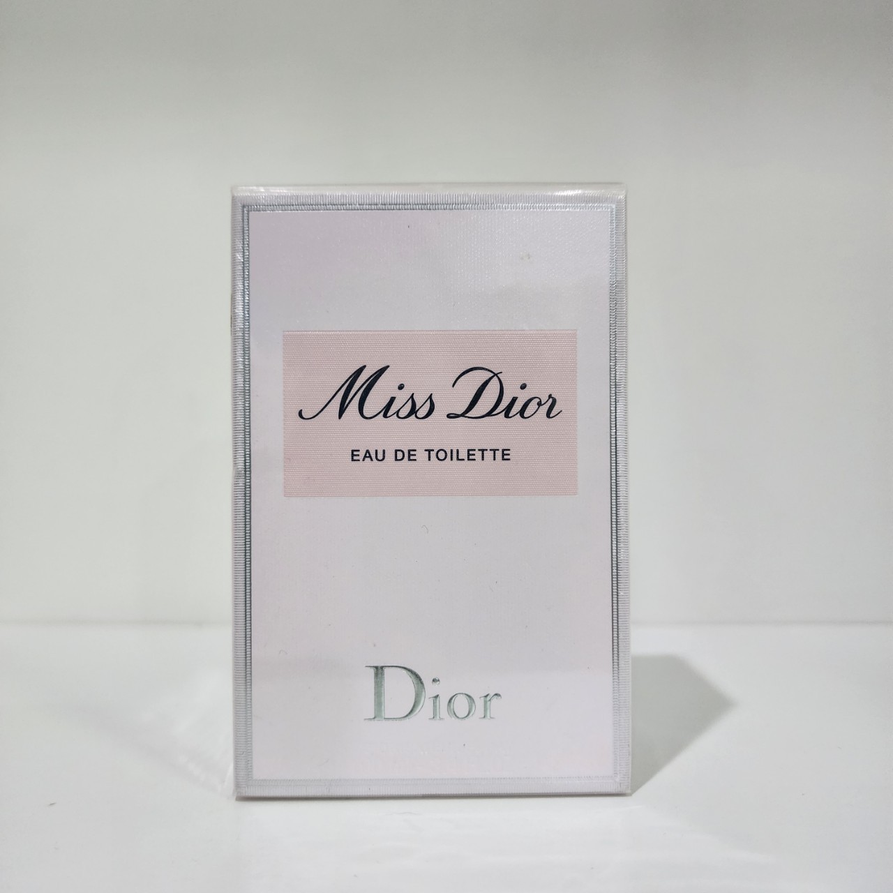 น้ำหอมแท้ Christian Dior Miss Dior Eau De Toilette 100ml กล่องซีล ผลิต 2022-09 ผลิต 2022-10