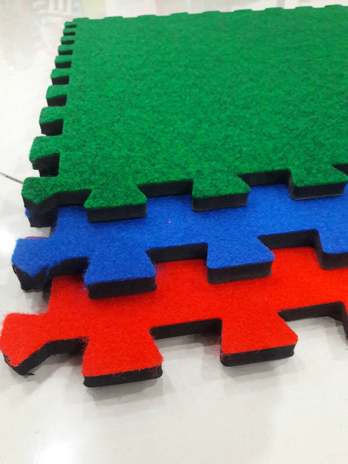 พรมปูพื้นแบบจิ๊กซอว์ราคาถูกสุด