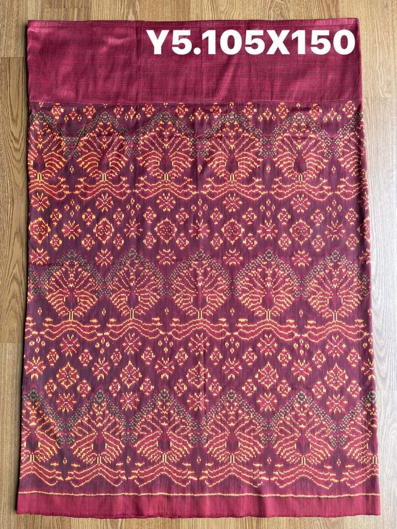ซิ่น ไหมพระตะบอง ขนาด 105x150ซม ลายนกยูง สีม่วง รหัส N9-SIL-Y5