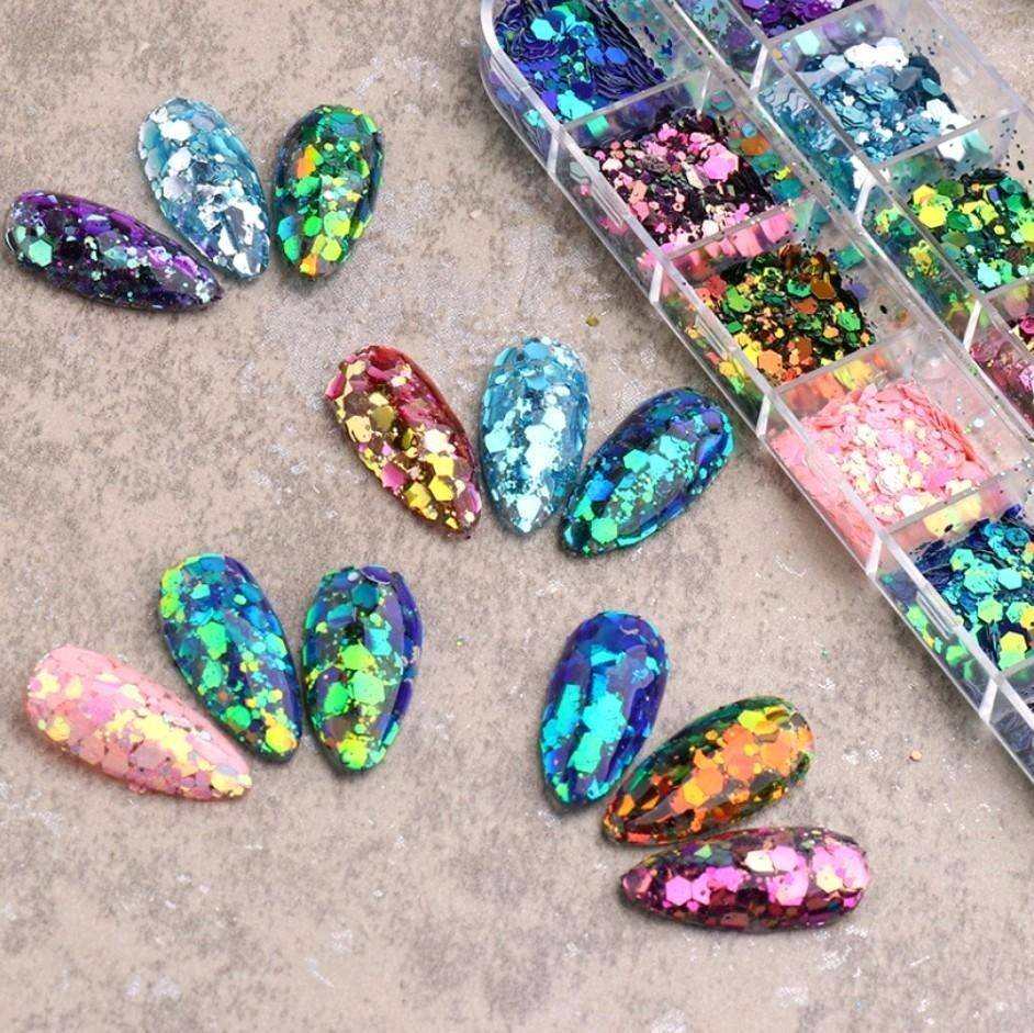 กากเพชรตกแต่งเล็บ กลิตเตอร์ติดเล็บ รูปทรงต่างๆ มีหลายแบบ