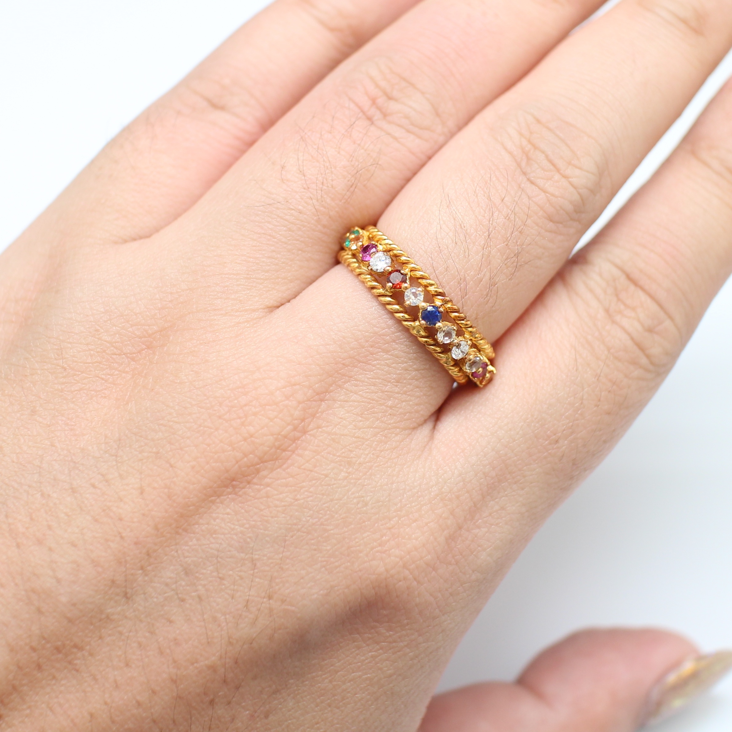 RG250379 แหวนพิรอดนพเก้าฉลุลาย ทองแท้ 18k นน.รวม 4.5 กรัม ขนาดแหวน 60