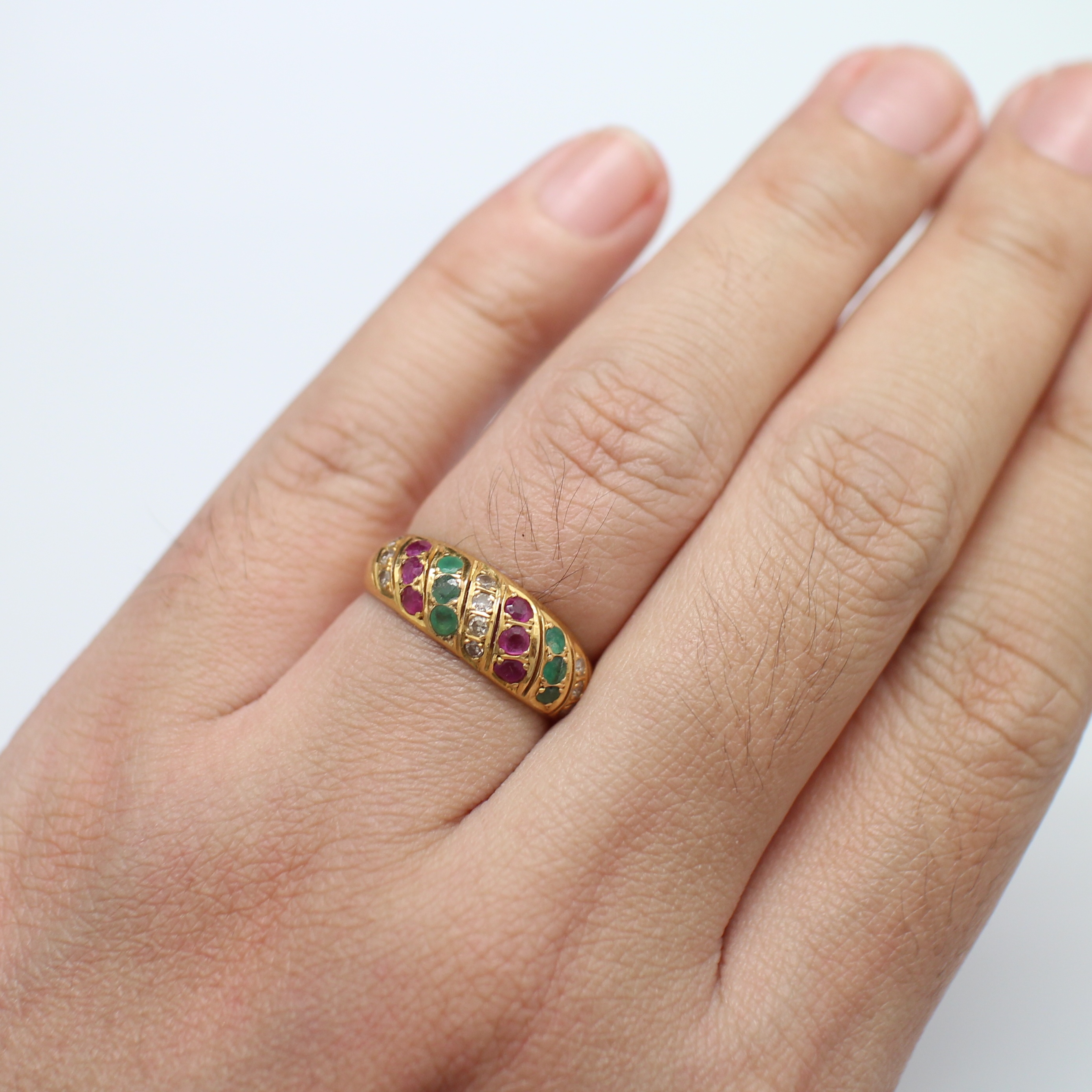 RG250111 แหวนพลอยหลากสี ทองแท้ 90% นน.รวม 2.7 กรัม ขนาดแหวน 53 งานเก่าหลุดจำนำ