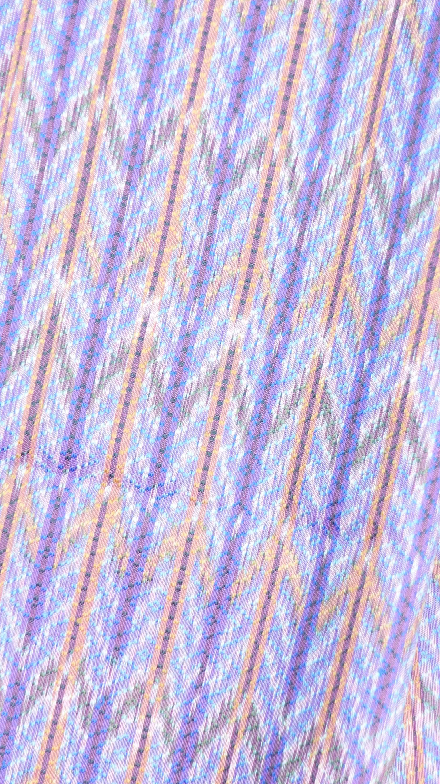 (ผ้าชุด)ไหมมัดหมี่ 6ตะกอ ไหมแท้ (ผ้าลาย 2เมตร+สีพื้น2เมตร) โทนสีม่วง รหัส L8A-ME-066-1222672