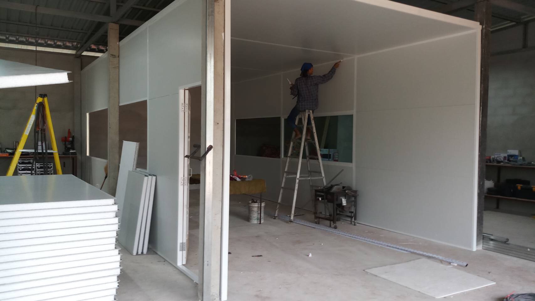 งานกั้นห้อง งานฝ้าผนังeps