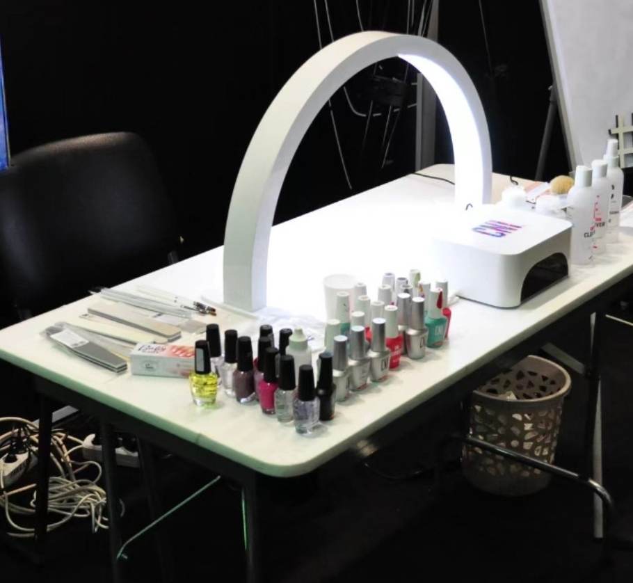 โคมไฟเสริมสวยแบบโค้ง โคมไฟตั้งโต๊ะ โคมไฟทำเล็บ ต่อขนตา 48w