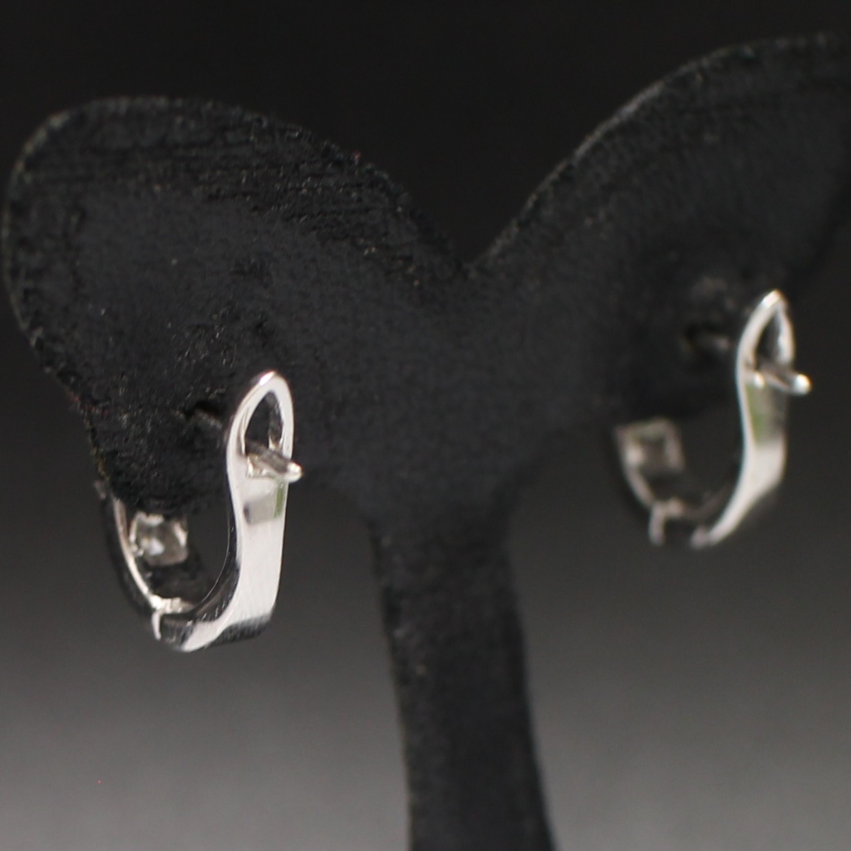 ER25271 ต่างหูเพชรแถวห่วง เพชรแท้ 10 เม็ด 0.50 กะรัต ทองแท้ 18k นน.รวม 3.4 กรัม