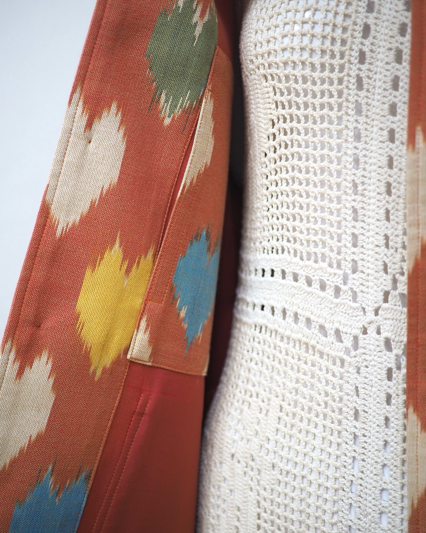 แบบตัด เสื้อผ้าไหมยาว ใส่เป็นเดรสได้ (ไม่รวมผ้า) ตามแบบ รหัส CUT-51-1019674