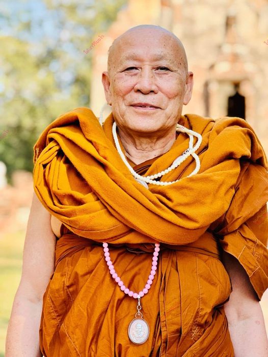 พระขุนแผนซุ้มเรือนแก้วหลังจารย์หมึก เนื้อผงมหาจักรพรรดิ์ ลป.ดู่ หลวงตาม้า วัดถ้ำเมืองนะ เชียงใหม่