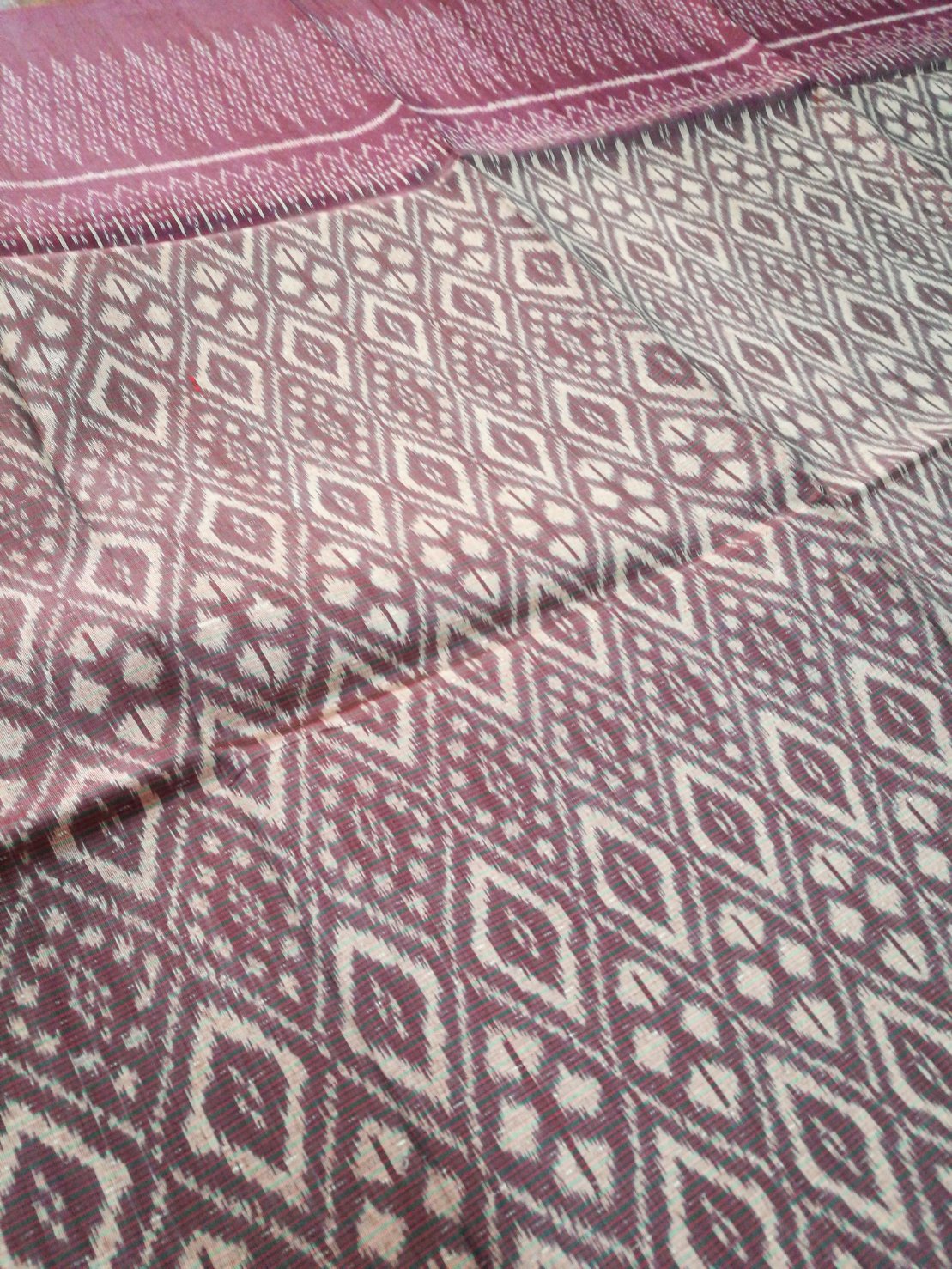 ซิ่น มัดหมี่ 3ตะกอ สีธรรมชาติ ไหมแท้ ขนาด 1x2เมตร เครืออัมปรม สีชมพูธรรมชาติ รหัส M3P-NY1116651