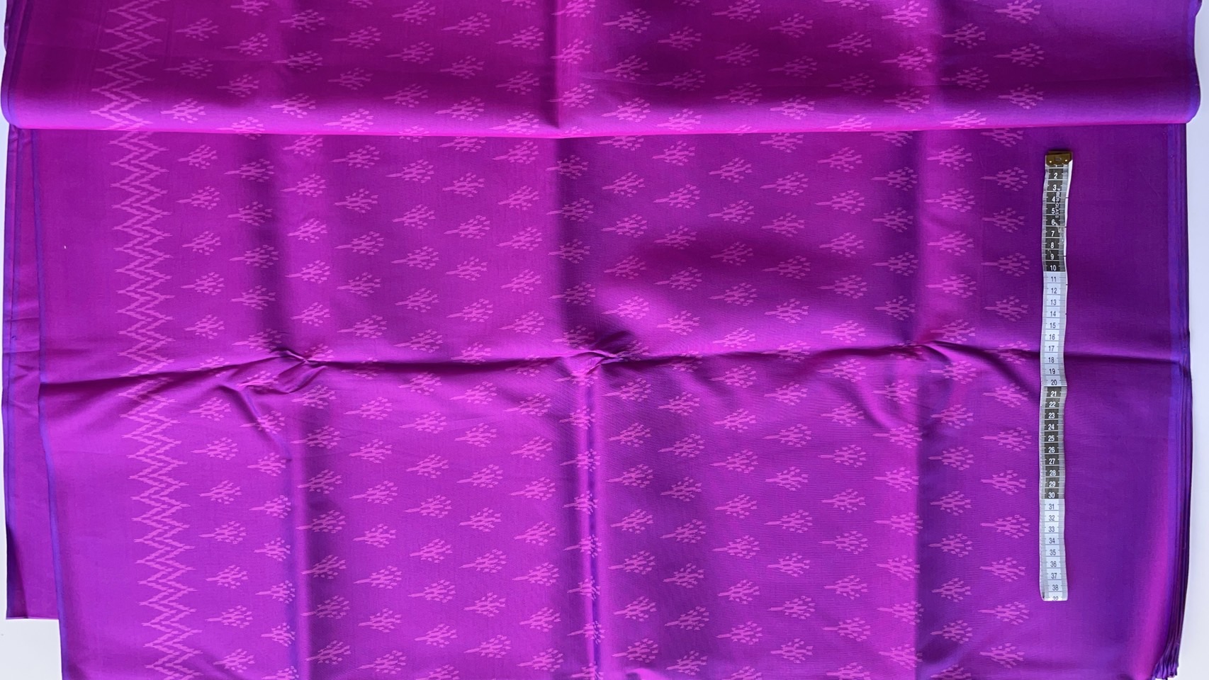 ผ้าไหมพิมพ์ลายเนื้อเรียบ สีม่วง ลายดอกปีบ ลายผ้าจังหวัดพิษณุโลก (ราคาต่อเมตร) รหัส CISP-NY-SKU-41913