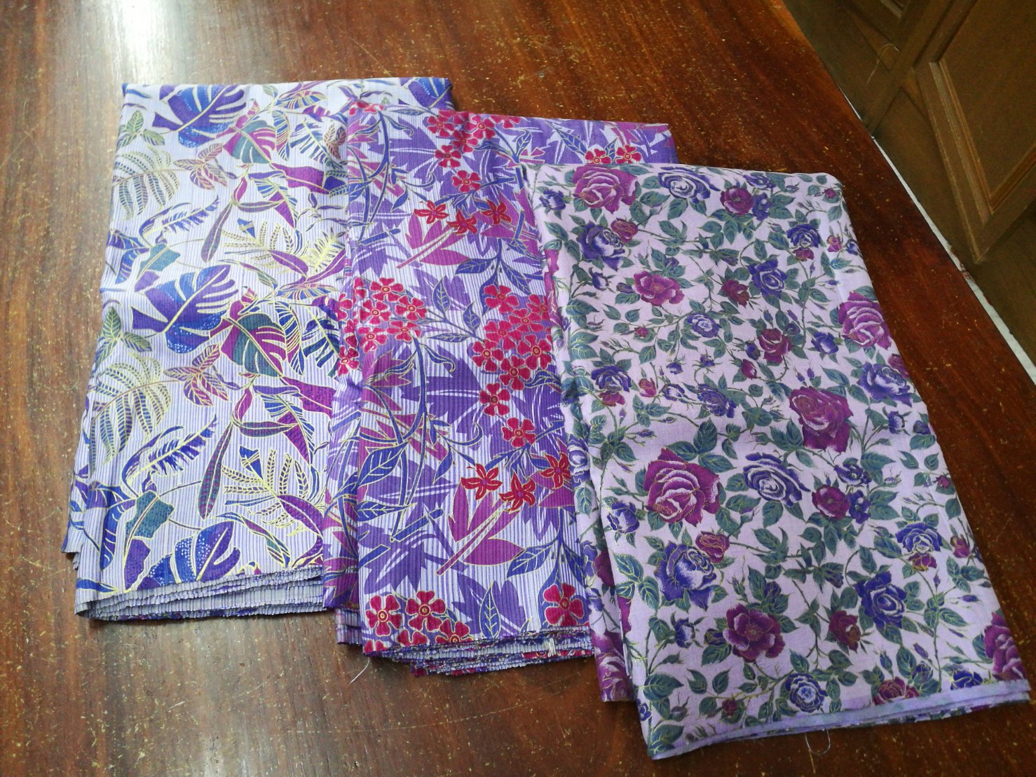 ผ้าไหมพิมพ์ลาย เนื้อหยาบ สีคละสี (ราคาต่อหลา) รหัส A4-NY08096612403