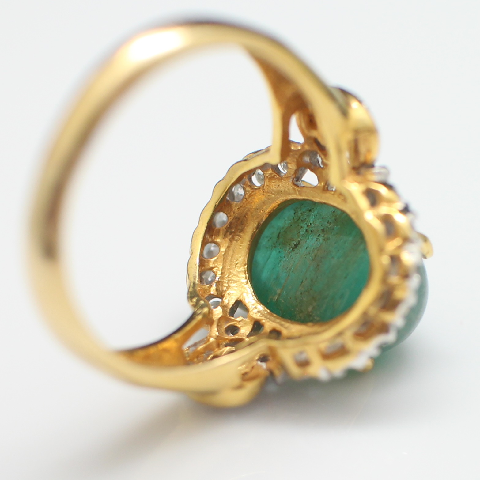 RG250178 แหวนมรกตแซมเบียล้อมเพชร เพชรแท้ 0.48 กะรัต มรกต 4.2 กะรัต ทองแท้ 90% นน.รวม 7.3 กรัม ขนาดแหวน 55