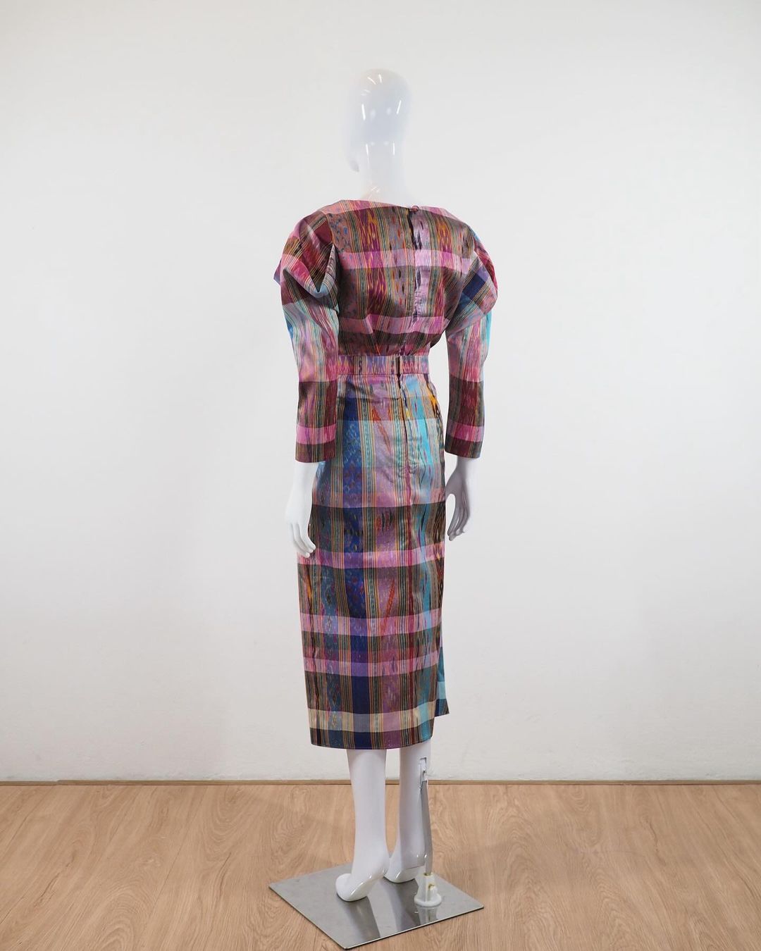 แบบตัดชุด เดรสผ้าไหม (ไม่รวมผ้า) chobmai x JHN รหัส CUT-51-03236716