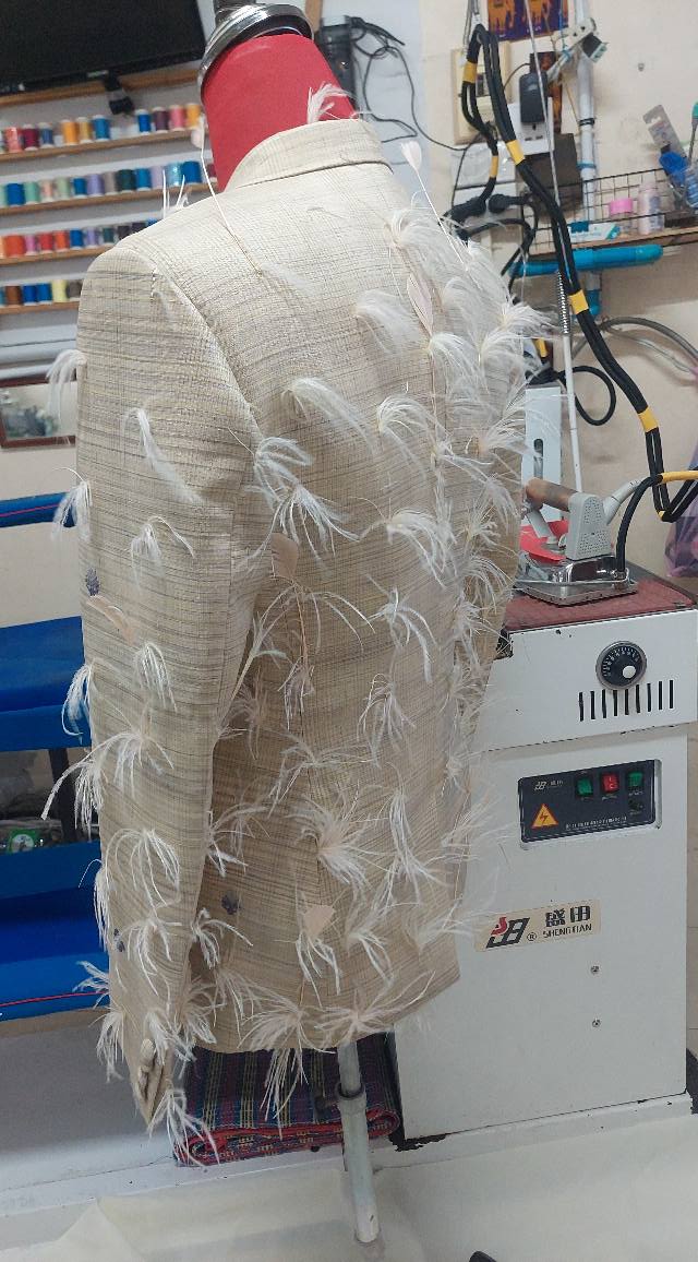 แบบตัด สูทสากลผ้าไหม (ไม่รวมผ้า) chobmai x ARW รหัส CUT-ARW-08306712