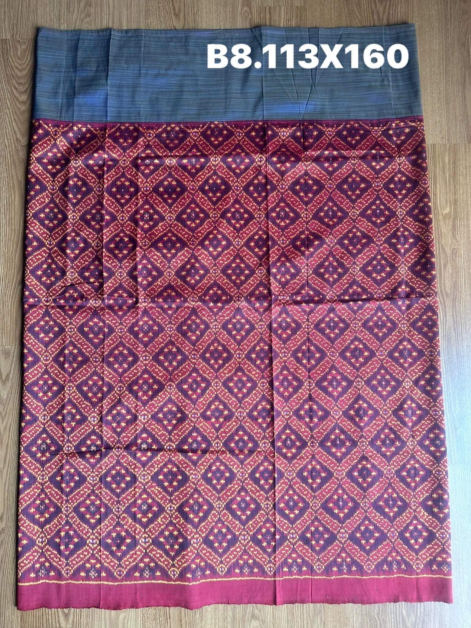 ซิ่น พระตะบอง ไหมบ้านสาวมือ สีธรรมชาติ ขนาด 113x160ซม สีม่วงฟ้าเทา รหัส N9-SIL-B8