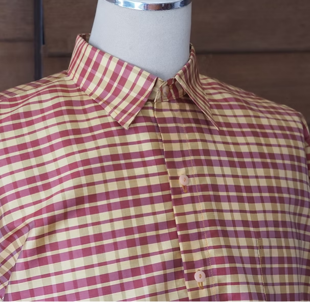 เสื้อเชิ้ตแขนยาว ผ้าไหมลายสก๊อต สีม่วงสลับสีเหลืองไข่ รหัส DN-CT-SKU100857