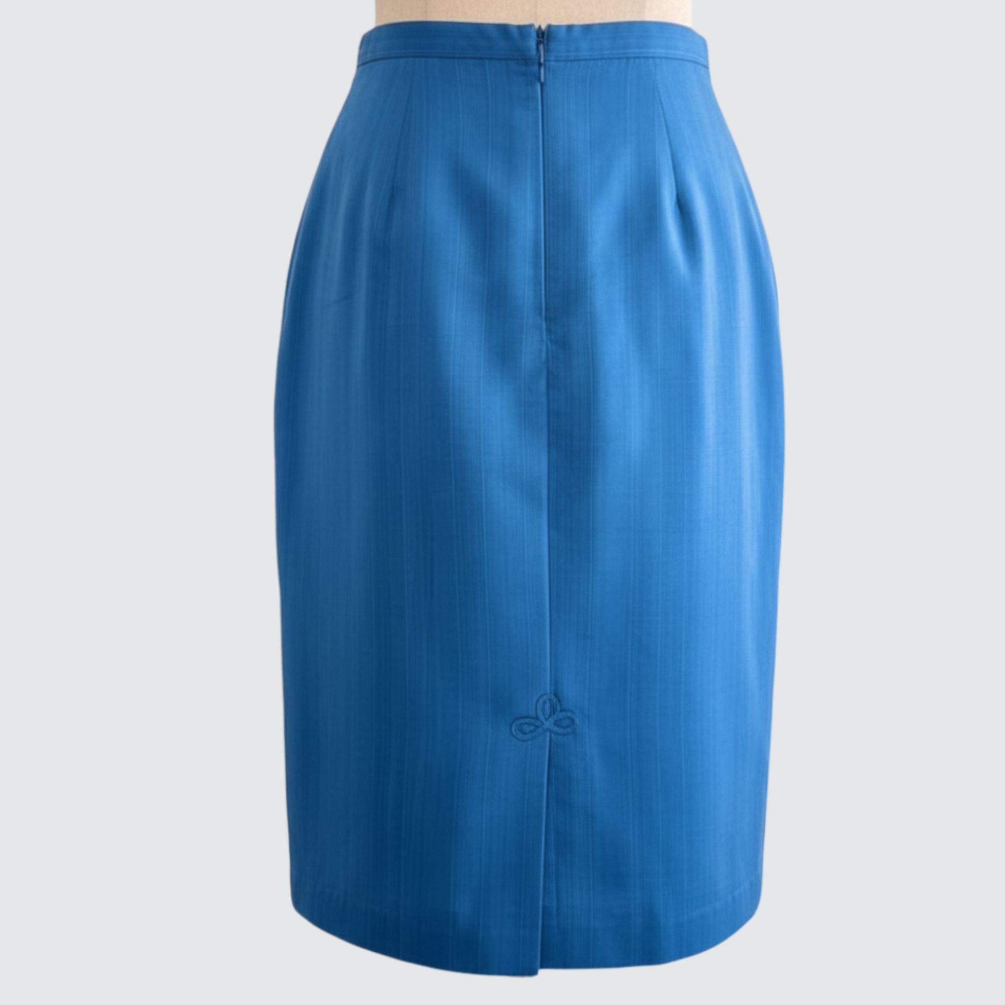 กระโปรงทรงสอบ ผ้าไหมสีพื้นเนื้อเรียบ ไหมแท้ | เลือกสี แจ้งไซส์ได้