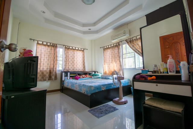 ขาย ที่ดิน พร้อม บ้าน ต.หัวโพธิ์ สองพี่น้อง สุพรรณบุรี