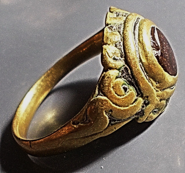 แหวนหล่อโบราณ หลวงพ่ออิ่ม วัดหัวเขา สุพรรณบุรี