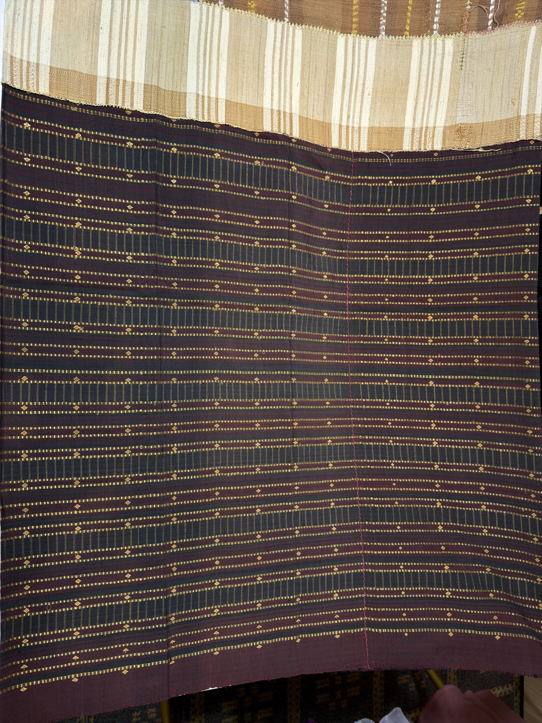 ซิ่นจกขิดไหม ขนาด1x2เมตร สีดำ รหัส R4F-155-1204681