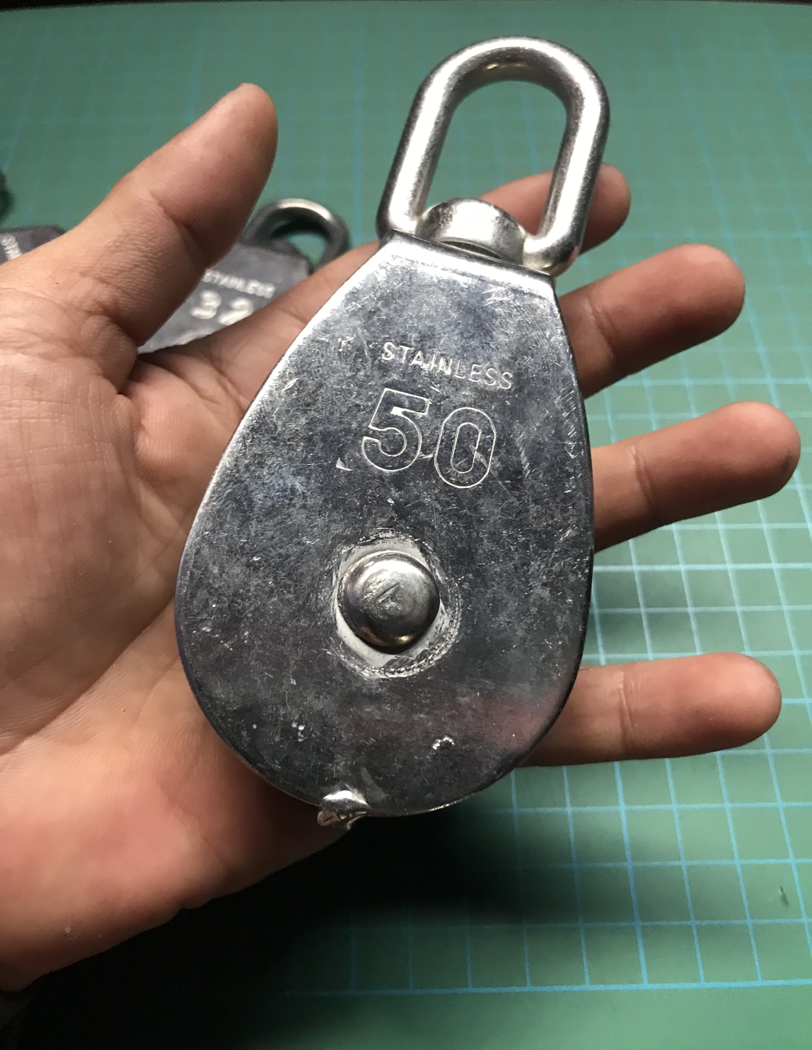 รอกสแตนเลส พกพา M50