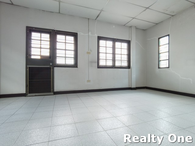 ขายบ้าน บ้านเดี่ยว บ้านมือสอง หมู่บ้าน สินธร รังสิต-บางพูน อ.เมืองปทุมธานี